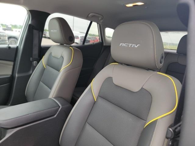 used 2025 Chevrolet Trax car, priced at $25,167