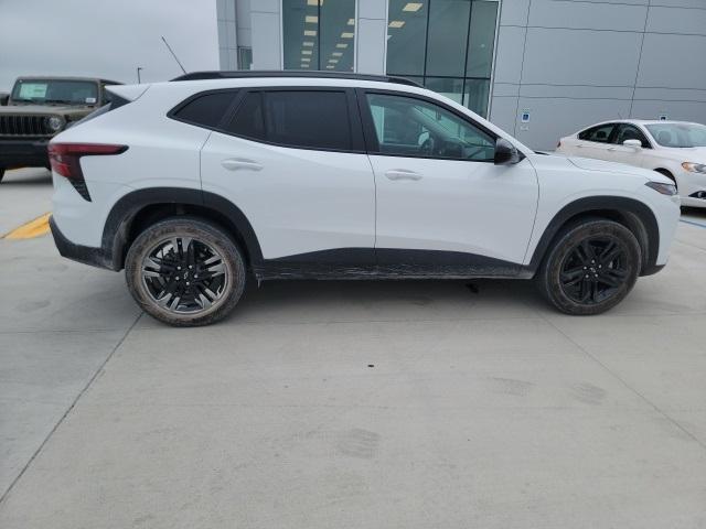 used 2025 Chevrolet Trax car, priced at $25,167