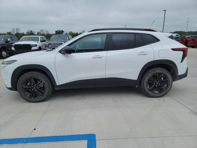 used 2025 Chevrolet Trax car, priced at $25,167