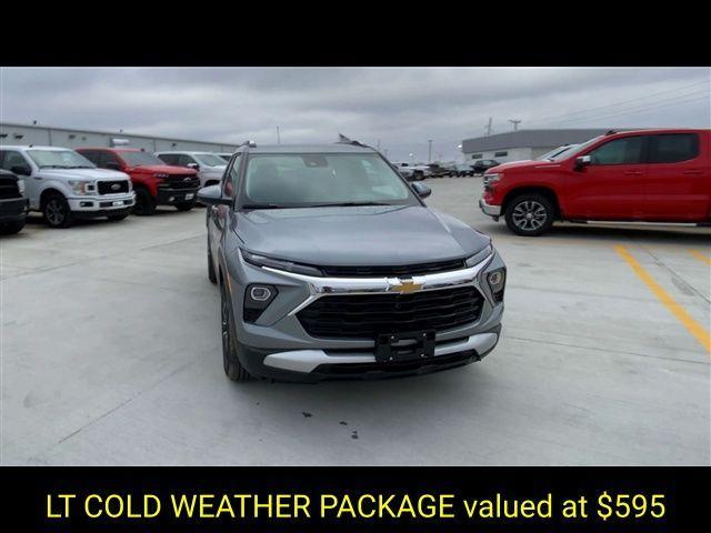 new 2025 Chevrolet TrailBlazer car, priced at $24,952