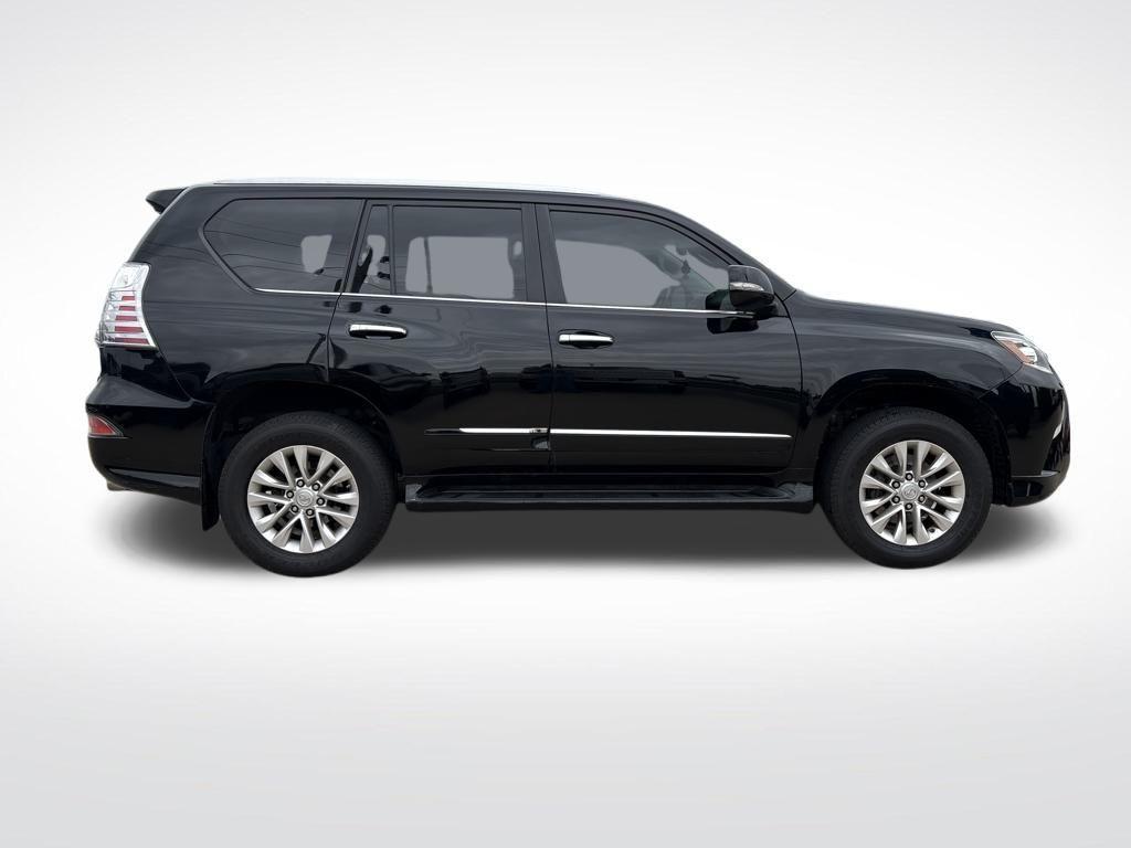 used 2017 Lexus GX 460 car, priced at $27,656