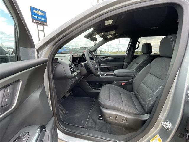 new 2025 Chevrolet Traverse car, priced at $42,195