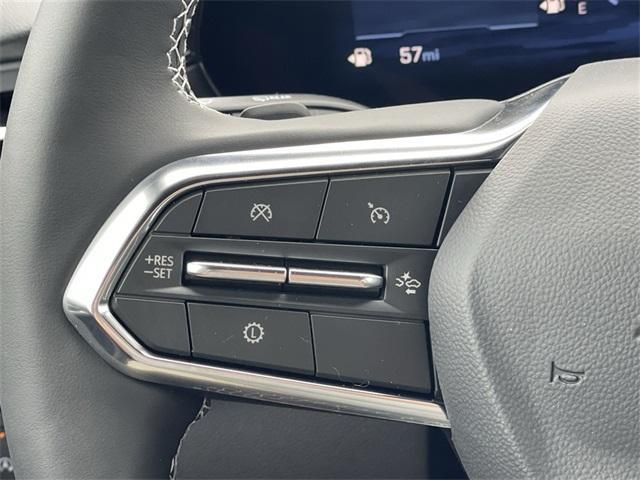 new 2025 Chevrolet Traverse car, priced at $42,195