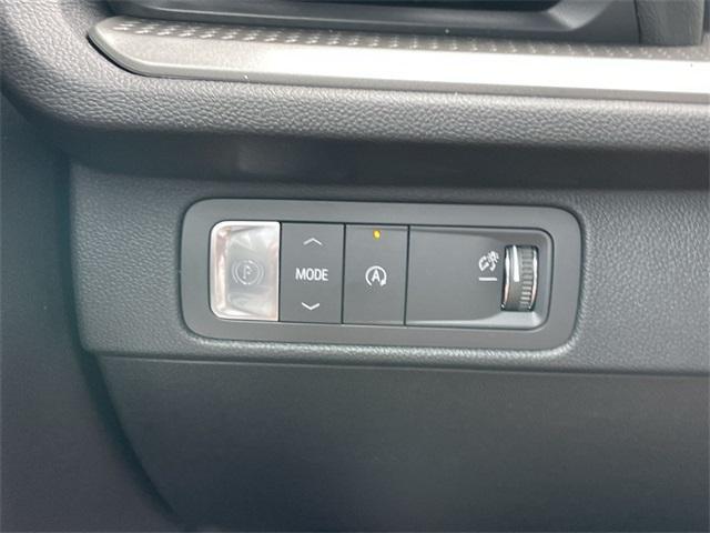 new 2025 Chevrolet Traverse car, priced at $42,195