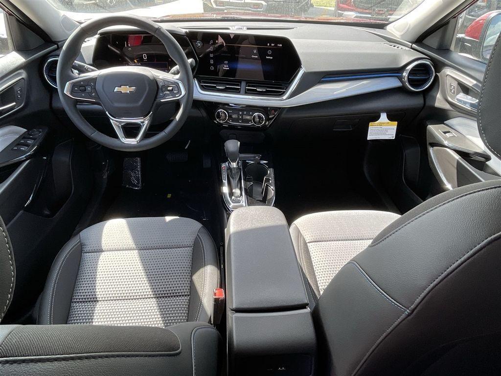 new 2025 Chevrolet Trax car, priced at $24,544