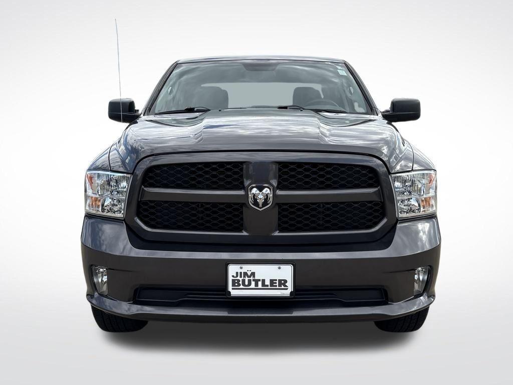 used 2019 Ram 1500 Classic car, priced at $22,395