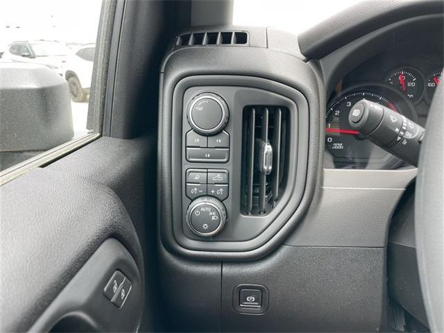 new 2025 Chevrolet Silverado 2500 car, priced at $53,055