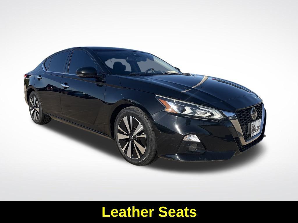 used 2020 Nissan Altima car, priced at $15,000