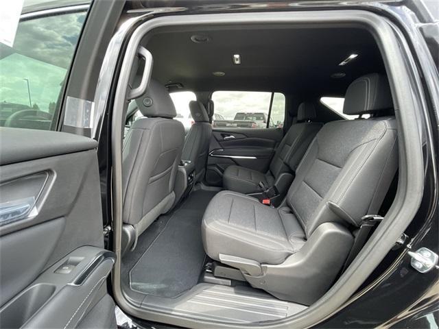new 2025 Chevrolet Traverse car, priced at $42,994
