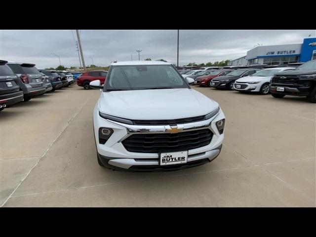 new 2025 Chevrolet TrailBlazer car, priced at $24,740