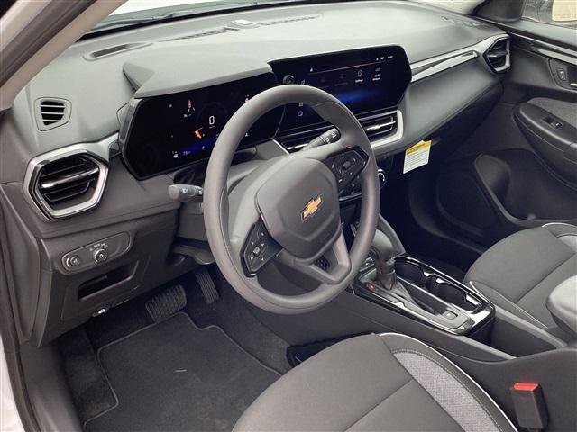 new 2025 Chevrolet TrailBlazer car, priced at $24,740