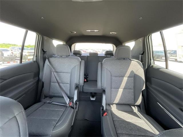 new 2025 Chevrolet Traverse car, priced at $42,690