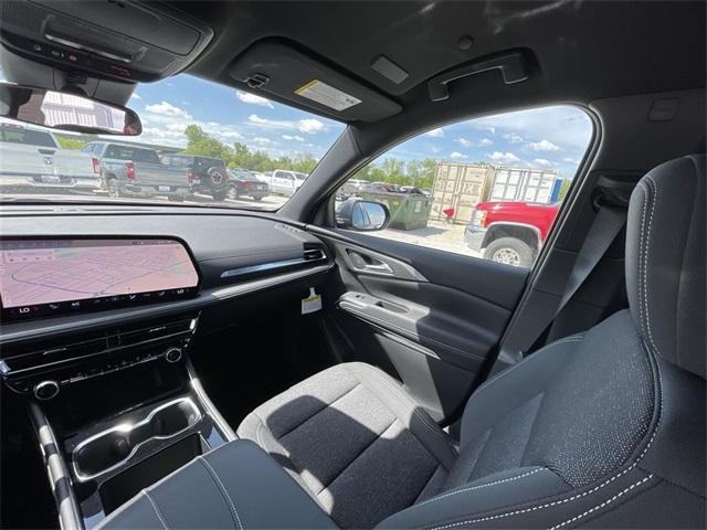 new 2025 Chevrolet Traverse car, priced at $42,690