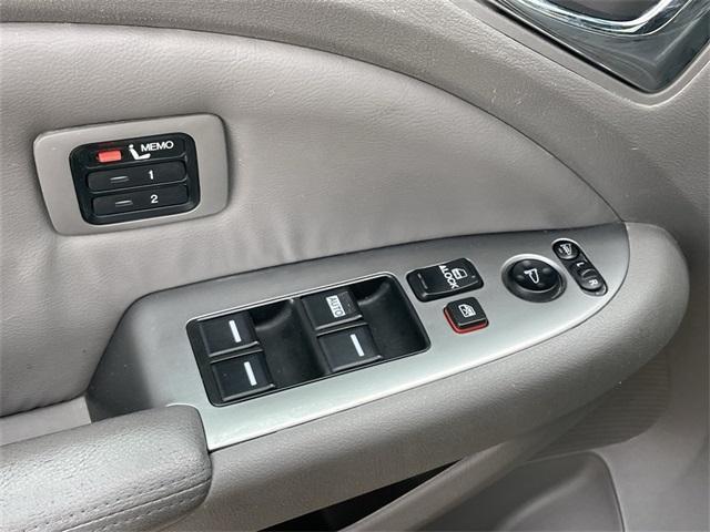used 2010 Honda Odyssey car, priced at $8,533