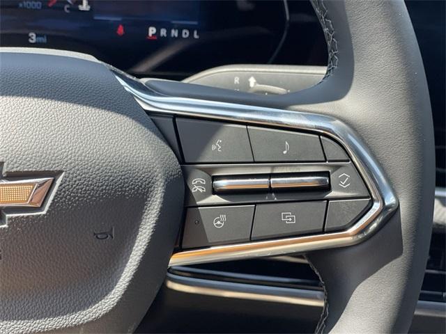 new 2026 Chevrolet Equinox car, priced at $30,490