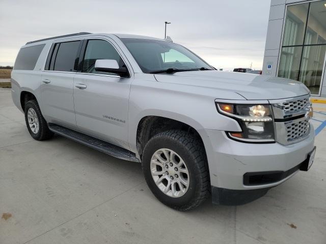 used 2015 Chevrolet Suburban car, priced at $18,824