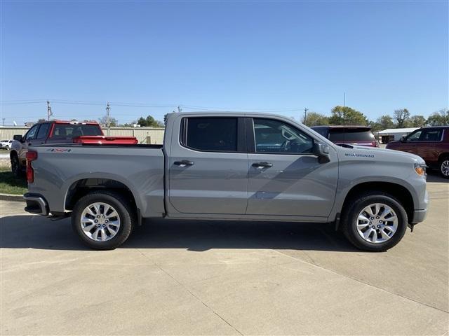 new 2025 Chevrolet Silverado 1500 car, priced at $42,336