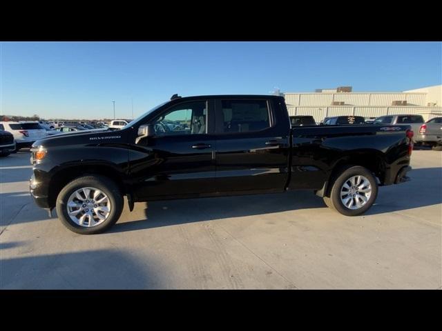 new 2025 Chevrolet Silverado 1500 car, priced at $42,738