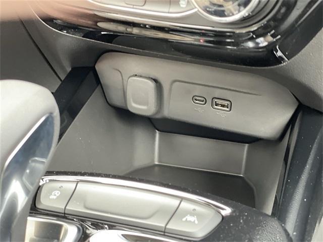 new 2025 Chevrolet Trax car, priced at $25,044