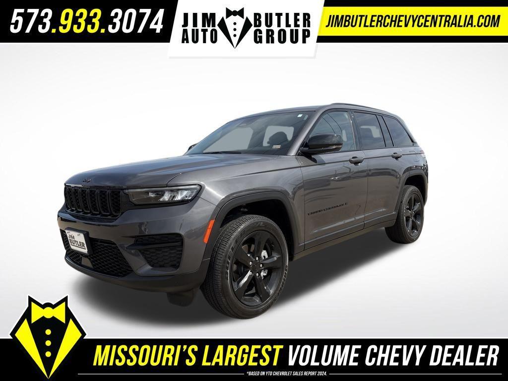 used 2023 Jeep Grand Cherokee car, priced at $35,679