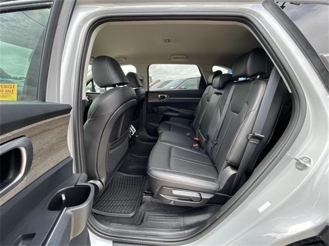 used 2022 Kia Sorento car, priced at $24,997