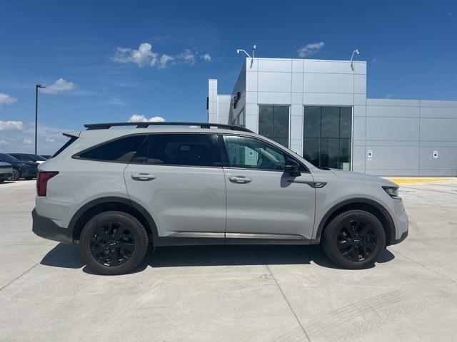 used 2022 Kia Sorento car, priced at $24,997