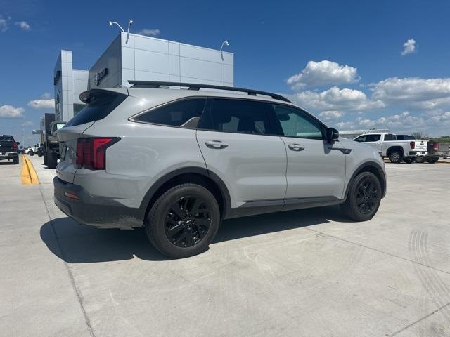 used 2022 Kia Sorento car, priced at $24,997