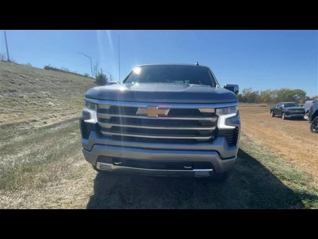 new 2025 Chevrolet Silverado 1500 car, priced at $66,094