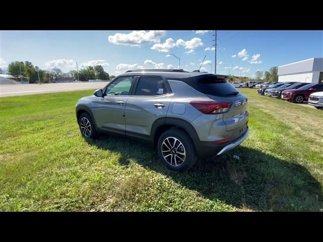 new 2025 Chevrolet TrailBlazer car, priced at $27,048