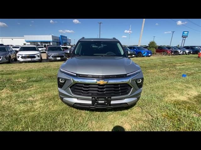 new 2025 Chevrolet TrailBlazer car, priced at $27,048