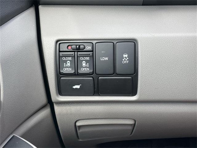 used 2014 Honda Odyssey car, priced at $18,062