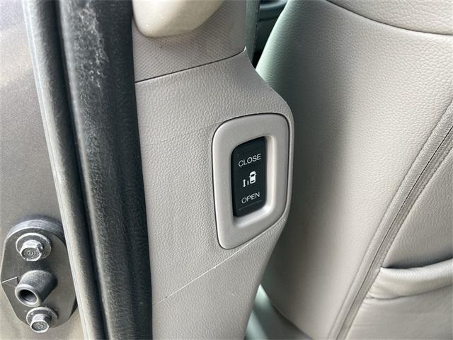 used 2014 Honda Odyssey car, priced at $18,062