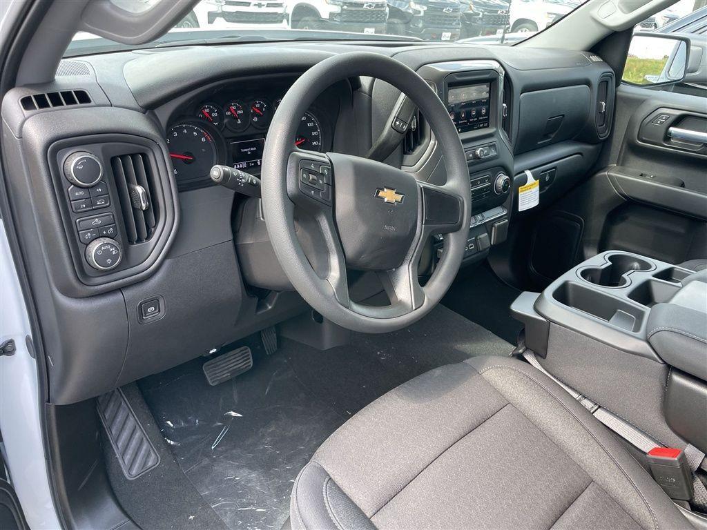 new 2025 Chevrolet Silverado 1500 car, priced at $45,542