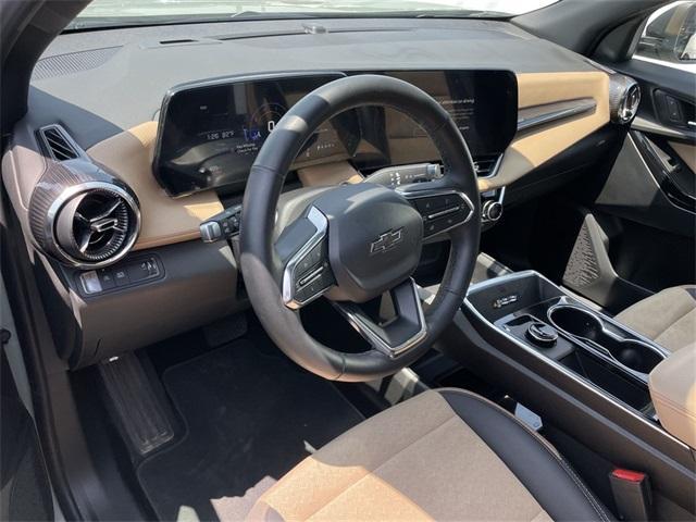 new 2025 Chevrolet Equinox car, priced at $33,196