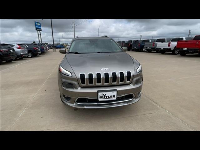 used 2016 Jeep Cherokee car, priced at $17,791