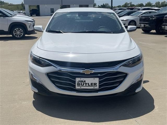 new 2025 Chevrolet Malibu car, priced at $25,170