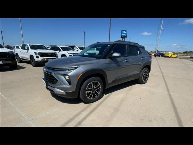 new 2025 Chevrolet TrailBlazer car, priced at $24,740