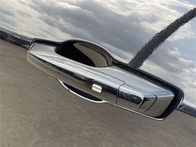 new 2025 Chevrolet Traverse car, priced at $50,440