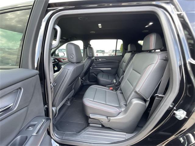 new 2025 Chevrolet Traverse car, priced at $50,440