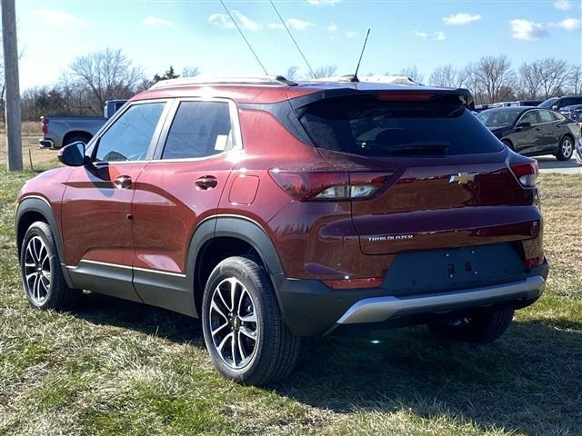 new 2025 Chevrolet TrailBlazer car, priced at $27,048