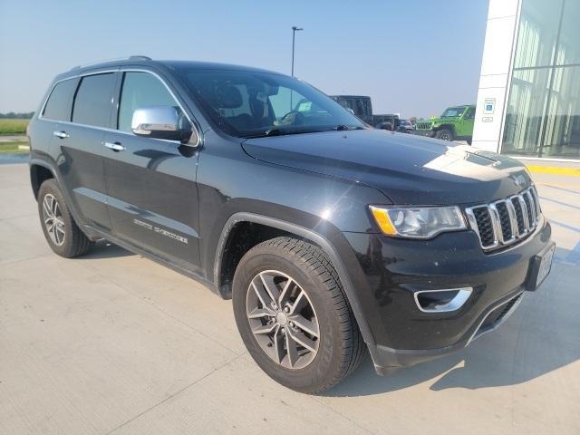 used 2017 Jeep Grand Cherokee car, priced at $15,942