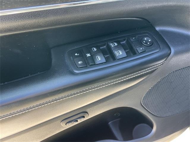 used 2017 Jeep Grand Cherokee car, priced at $15,942