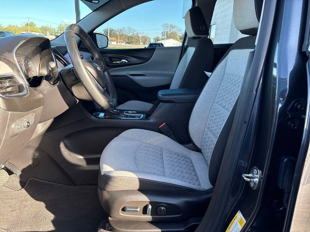 used 2023 Chevrolet Equinox car, priced at $21,541