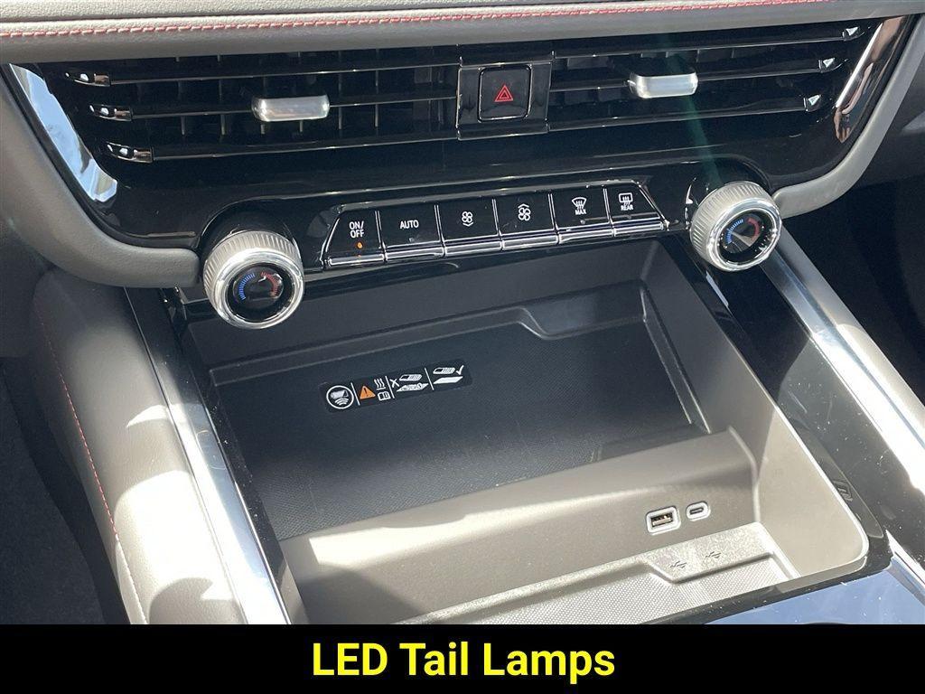 new 2025 Chevrolet Suburban car, priced at $75,659