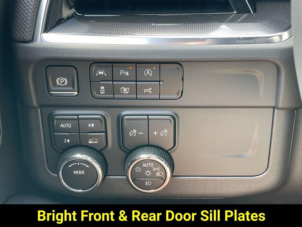 new 2025 Chevrolet Suburban car, priced at $75,659