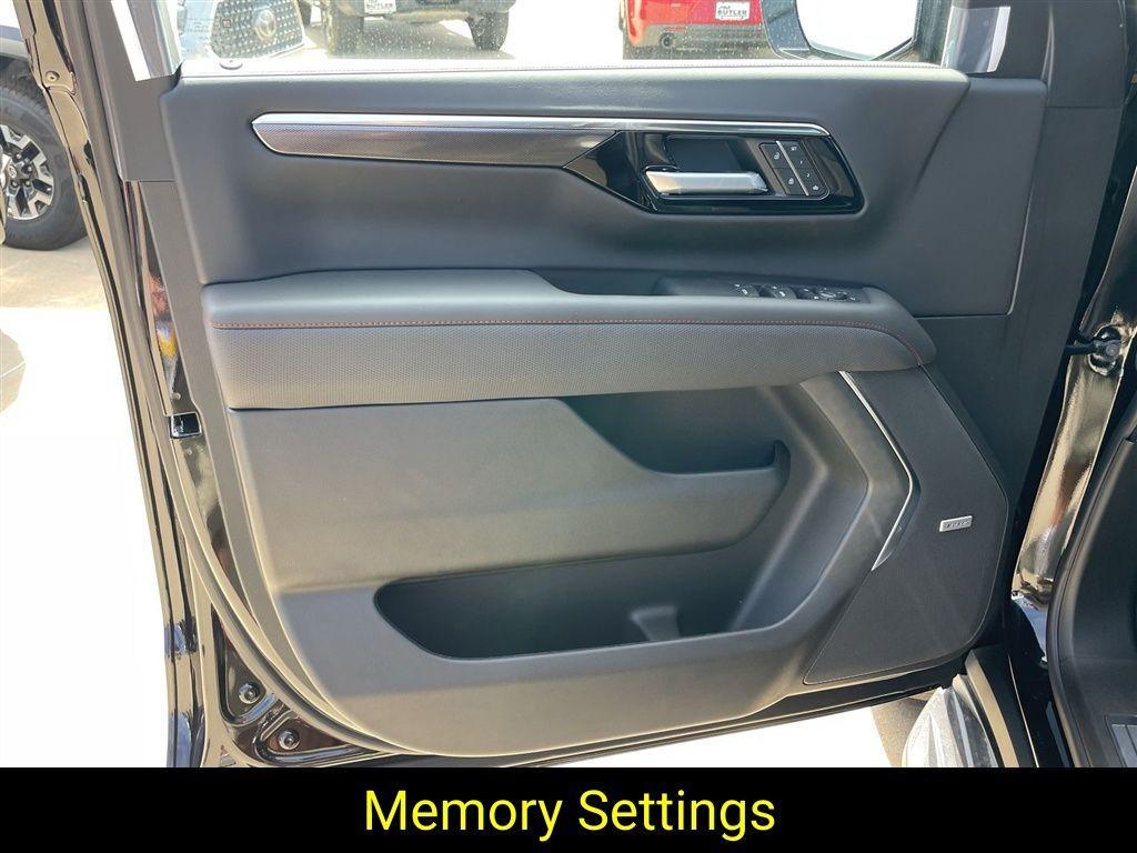 new 2025 Chevrolet Suburban car, priced at $75,659