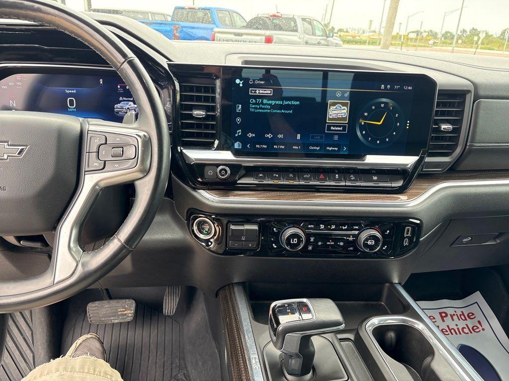 used 2024 Chevrolet Silverado 1500 car, priced at $42,314