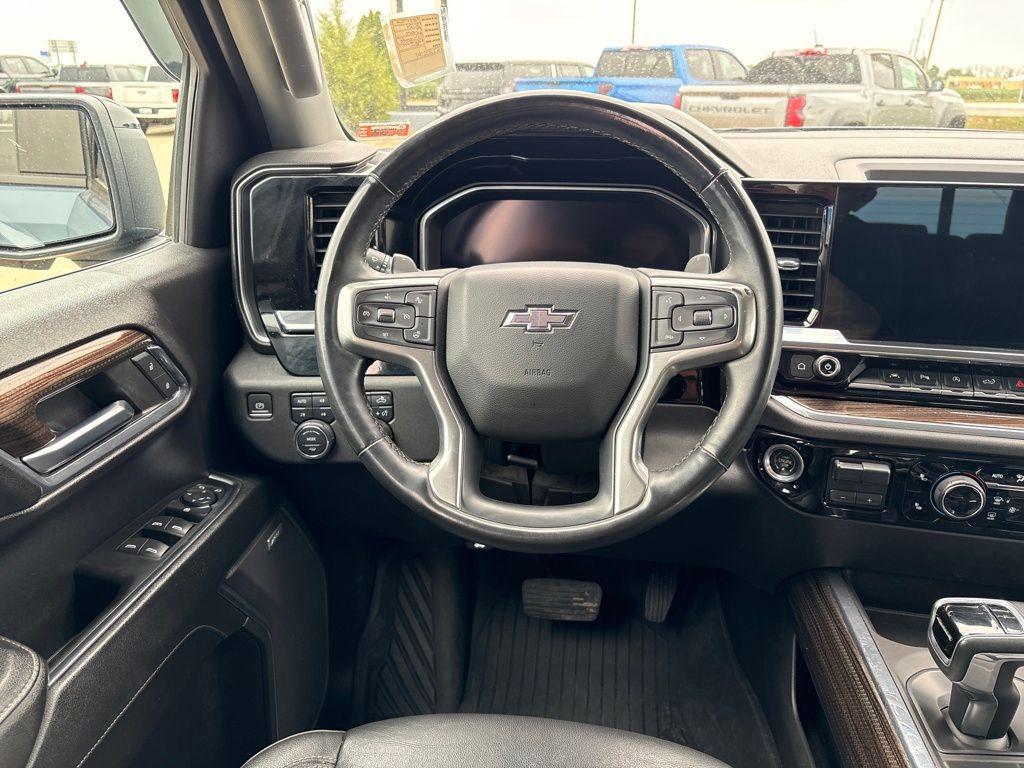 used 2024 Chevrolet Silverado 1500 car, priced at $42,314