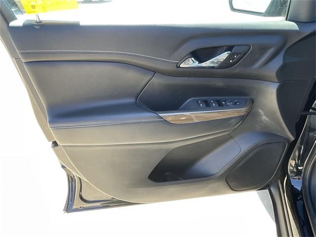 used 2021 GMC Acadia car, priced at $29,312
