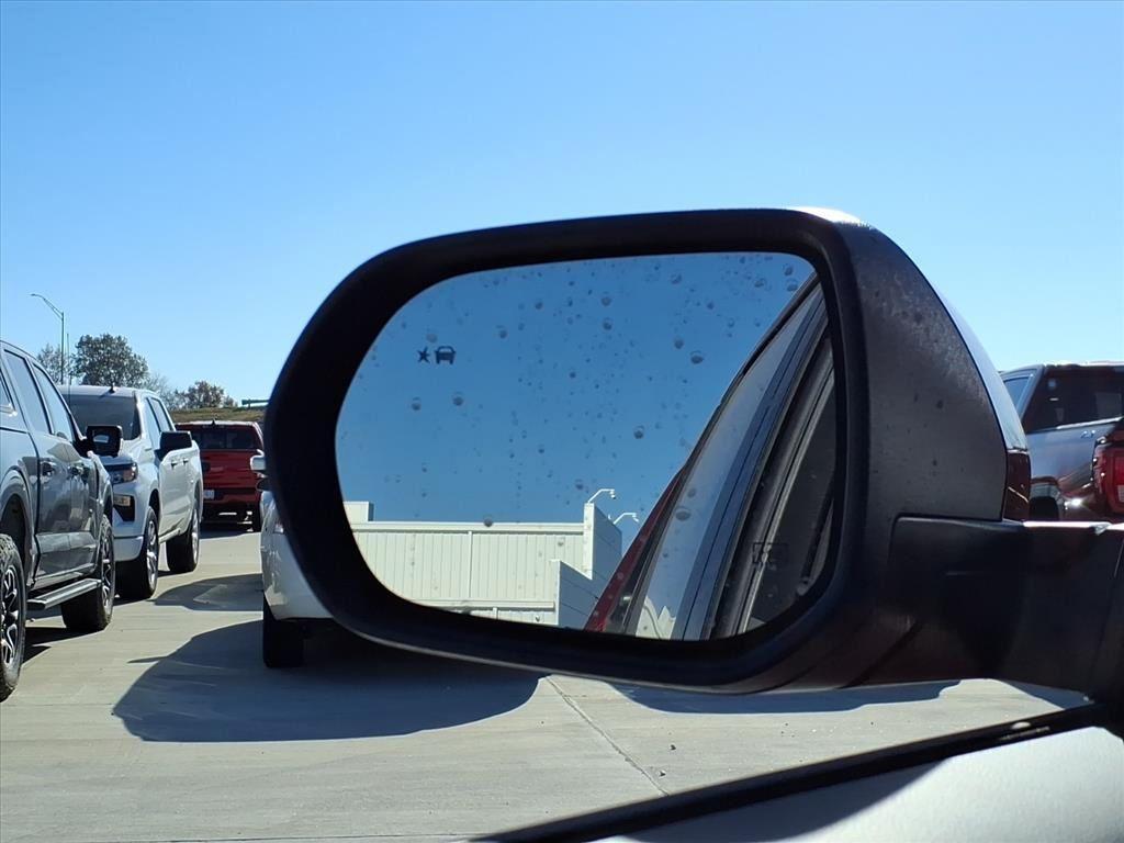 new 2026 Chevrolet Equinox car, priced at $29,612